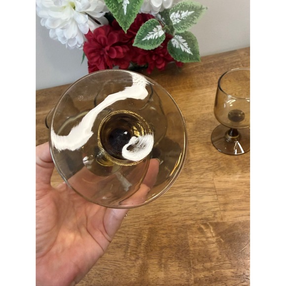 Vintage Smokey Brown Wine Glasses Footed Stemware Set MCM Barware Retro - Picture 7 of 7